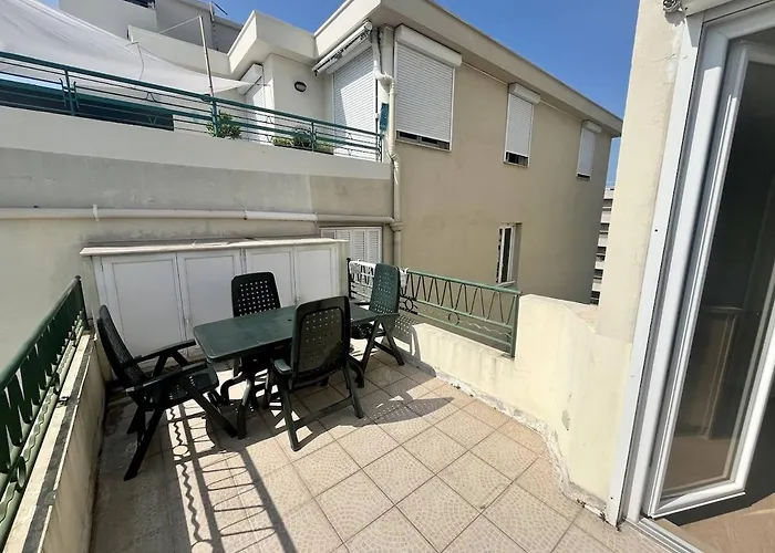 Signature Halevy Terrasse * Nizza